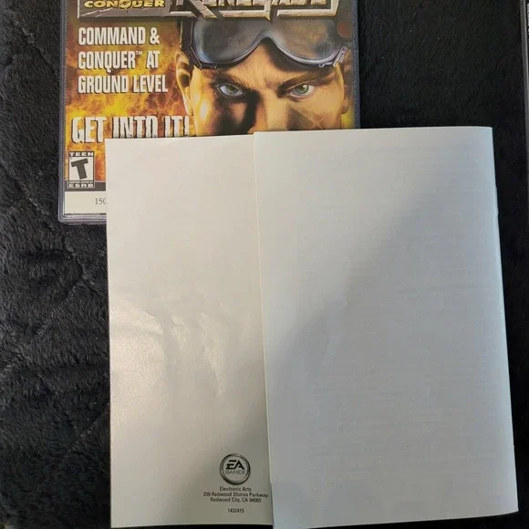 Medal of Honor PC Game Lot Allied Assault + Spearhead Expansion Pack Cent Europe - Picture 9 of 16